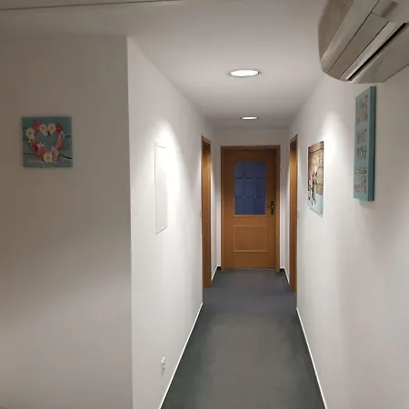 Ferienwohnung Am Hohen Elbufer شقة كوسفيج